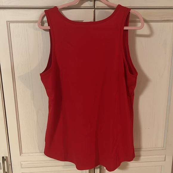 A red Canada tank top in 2XL in Womens - Picture 5 of 5